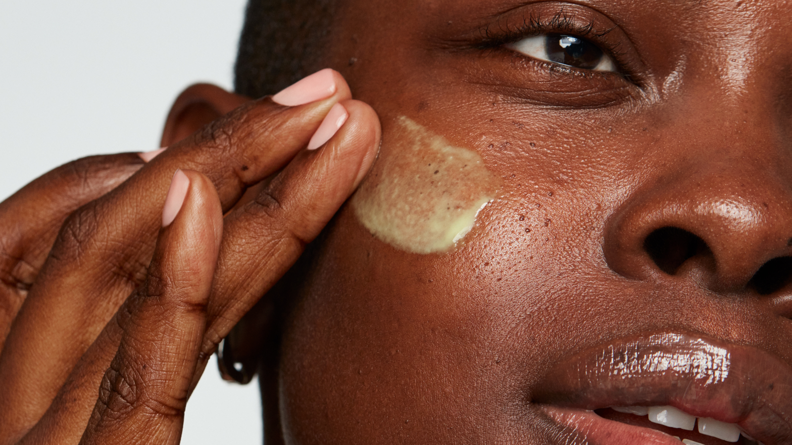 BlogImage_HowtoUseandApplyRetinol.png